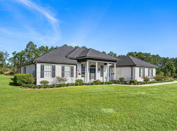 492 E Club House Drive, Freeport, FL 32439