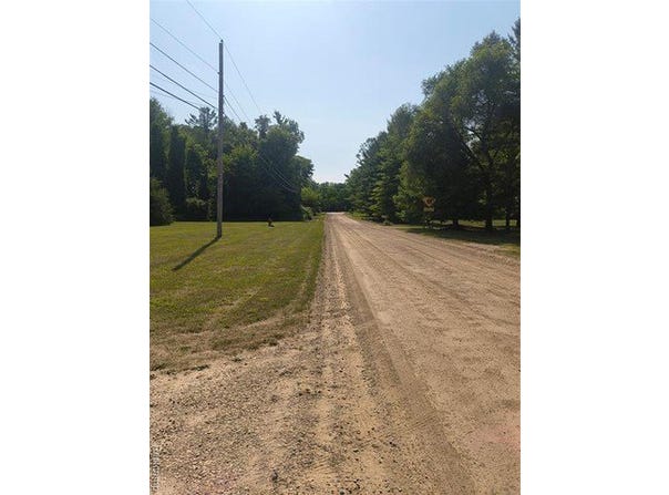 43145 Willis Road, Sumpter Twp, MI 48111