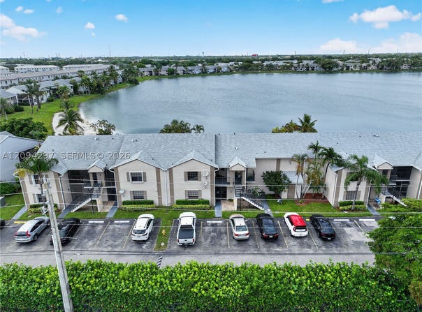 889 Hamilton Dr, Homestead, FL 33034