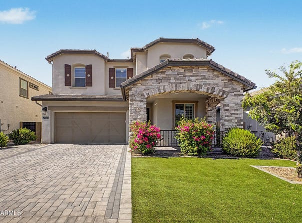 2144 E FLAMINGO Way E, Gilbert, AZ 85297