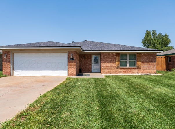 6818 Blacksmith Lane, Amarillo, TX 79109-6804