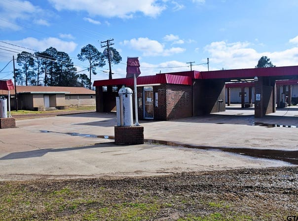 324 E Coke Rd, Winnsboro, TX 75494