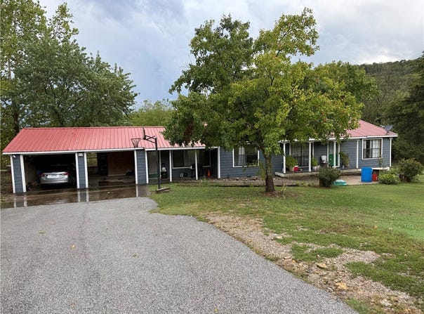 33 Dogwood Lane, Green Forest, AR 72638