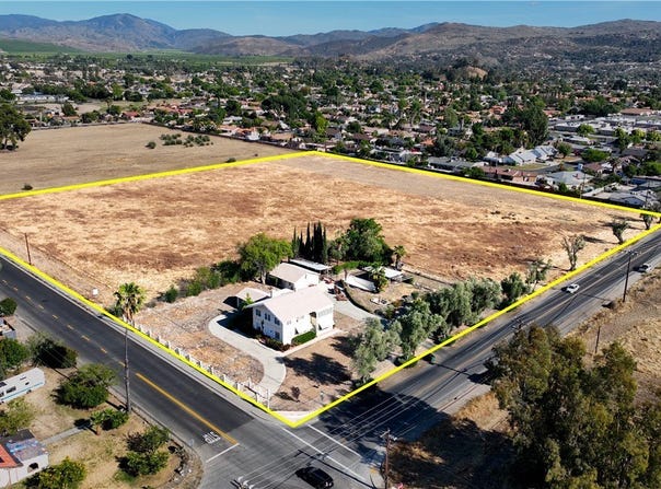 41531 Acacia, Hemet, CA 92544