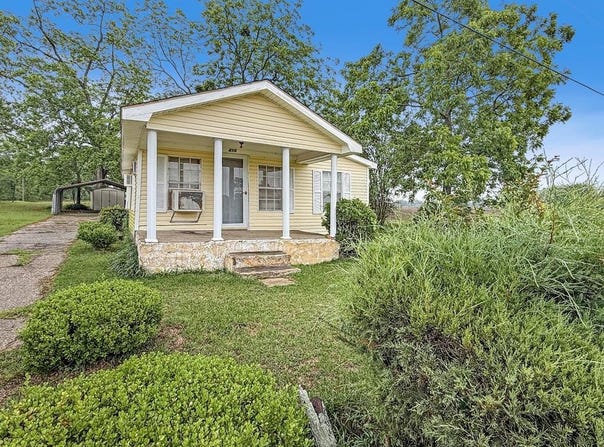 496 N Broad st, Newville, AL 36353