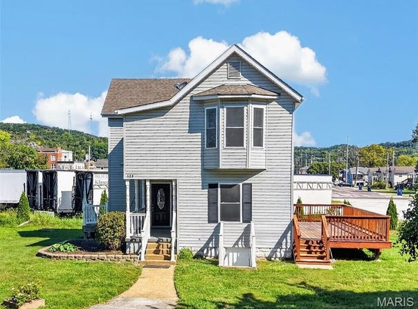 129 E Pacific Street, Pacific, MO 63069