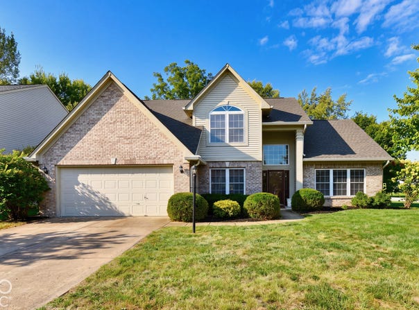 1064 Burning Bush Drive, Greenwood, IN 46143