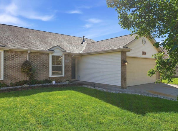 3975 Cobblestone Cove, New Haven, IN 46774