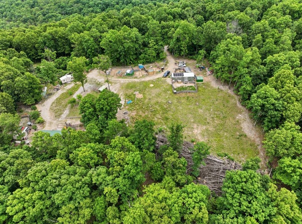 12 Flowstone Lane, Gainesville, MO 65655