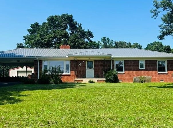 208 Oakdale, CAMDEN, TN 38320