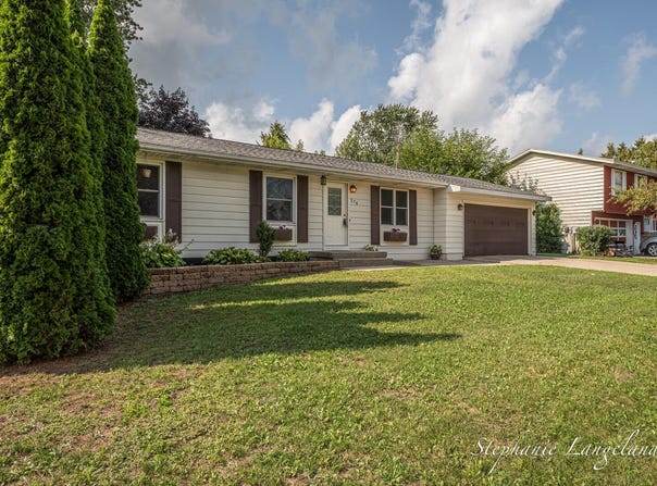 276 Homer Lane, Coopersville, MI 49404