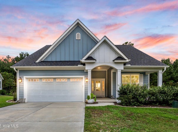 111 Everett Park Trail, Holly Ridge, NC 28445
