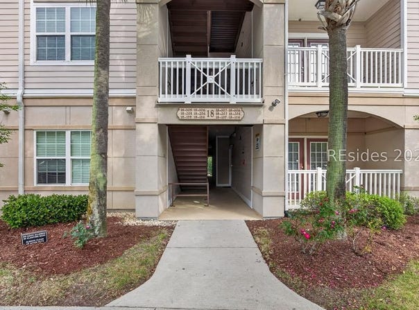 4924 Bluffton Parkway, Bluffton, SC 29910