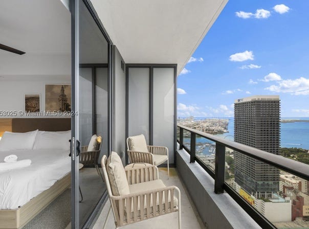601 NE 1, Miami, FL 33132