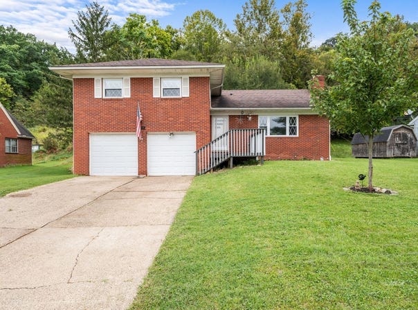 432 Hedgewood Drive, Gallipolis, OH 45631