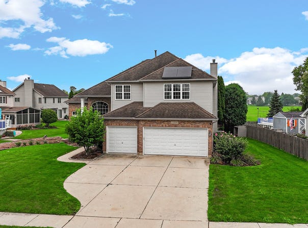 13300 Flagg Drive, Plainfield, IL 60585