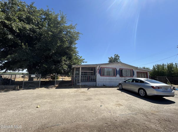 19151 Grangeville Boulevard, Lemoore, CA 93245