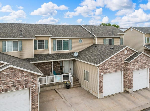 4851 S 1800 W, Roy, UT 84067