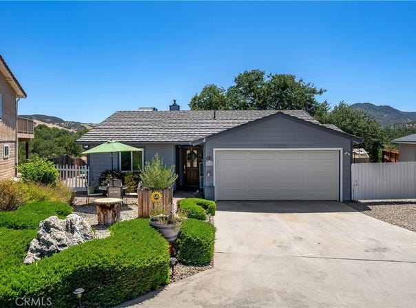 1958 Green Brook Lane, Paso Robles, CA 93446