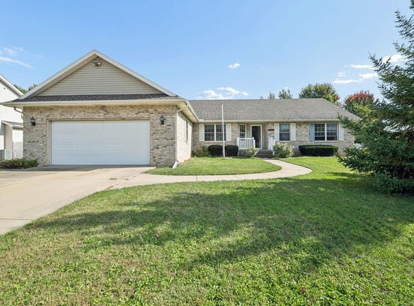 578 Turnberry Drive, Bourbonnais, IL 60914