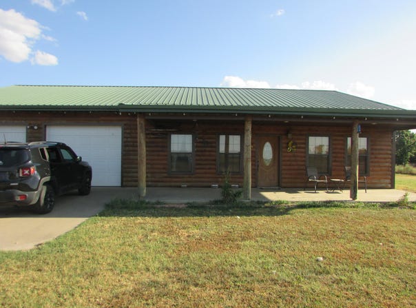 3864 State Highway Ww, Aurora, MO 65605