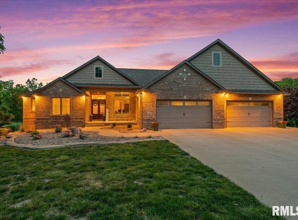 6249 Old Salem Lane, Springfield, IL 62711