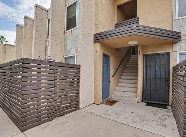 1386 E Madison Avenue, El Cajon, CA 92021