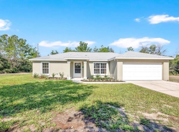 40621 E 2ND, UMATILLA, FL 32784