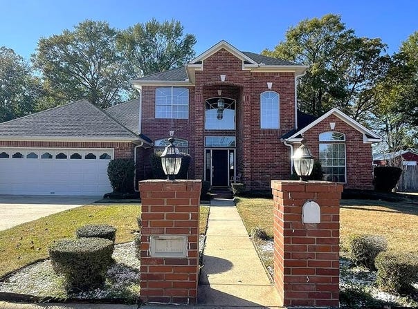 11 Lacey, Hooks, TX 75561