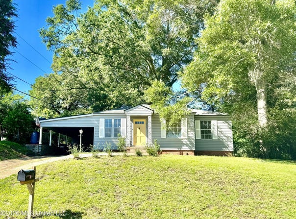 3605 Ridgewood Road, Natchez, MS 39120