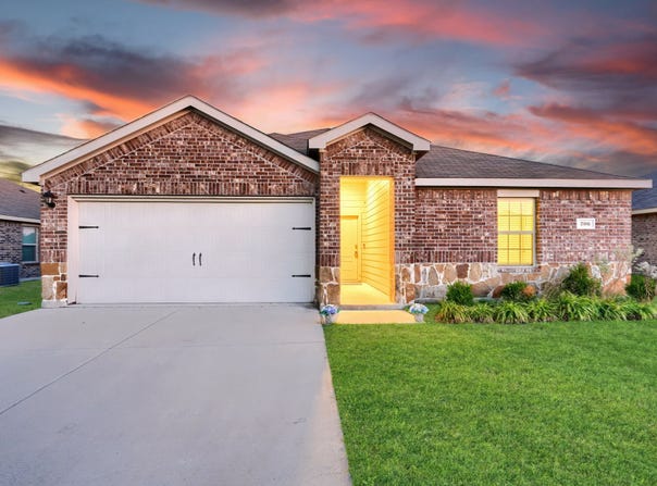706 Heirloom Lane, Royse City, TX 75189