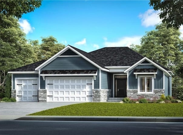 4021 NE Troon Drive, Lee's Summit, MO 64064
