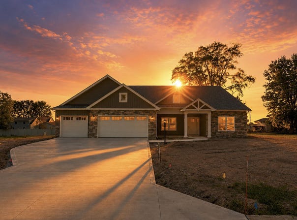3429 E Autumn Trail, Warsaw, IN 46582