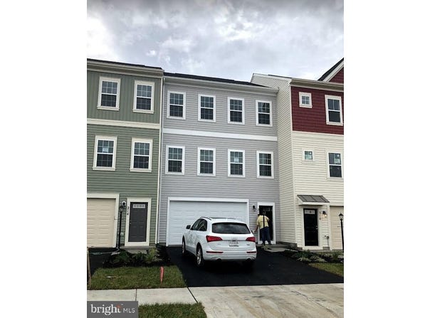 212 PARKLAND DR, STEPHENSON, VA 22656