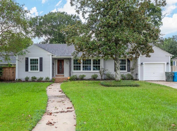 755 N 23rd, Beaumont, TX 77706