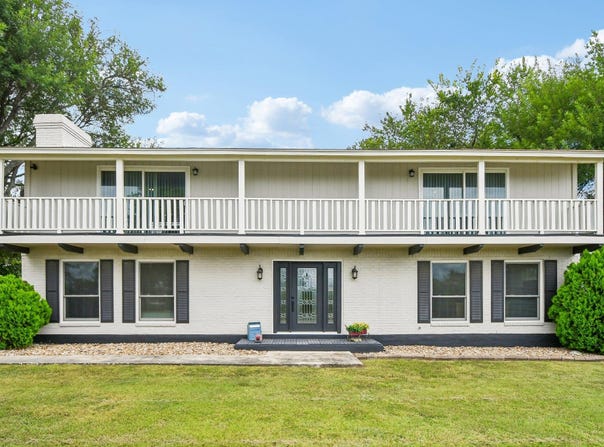550 C Bud Stockton Loop, Jarrell, TX 76537