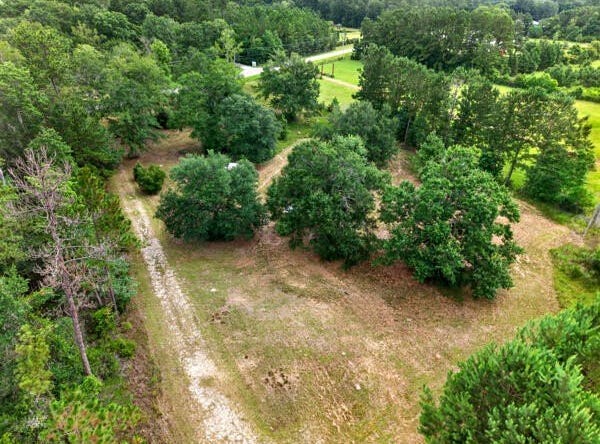 126A Ceasar Rd, Picayune, MS 39466