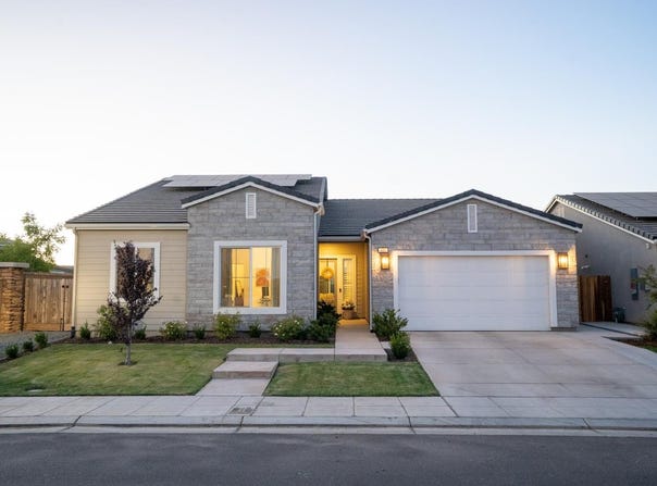 812 Traverse Drive S, Madera, CA 93636