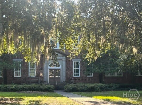 1835 Skidaway Road, Savannah, GA 31404