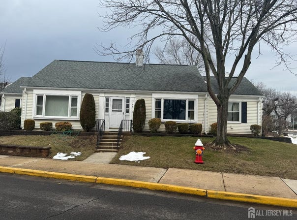 310 Sharon Way, Monroe, NJ 08831