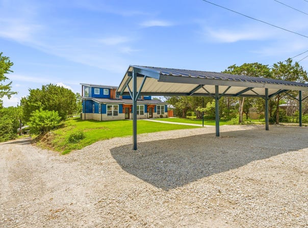 4945 Peachtree Circle, Granbury, TX 76048