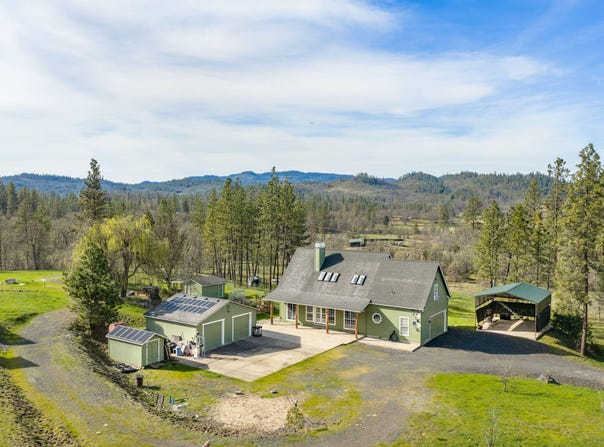 10060 Butte Falls Highway, Eagle Point, OR 97524