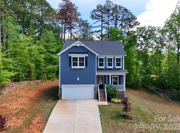 5156 Mark Drive NE, Hickory, NC 28601