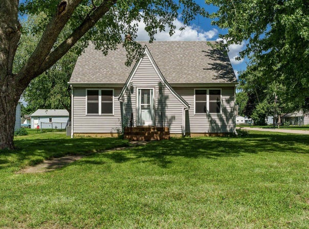 808 WAYNE Drive, LOVES PARK, IL 61111