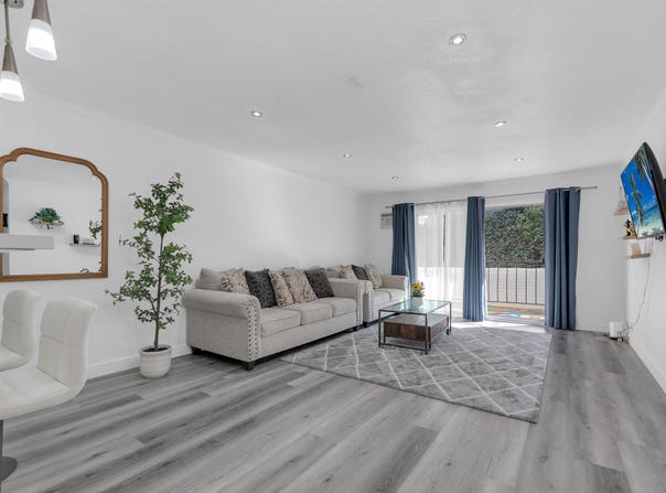 2500 Miramar Ave, Castro Valley, CA 94546