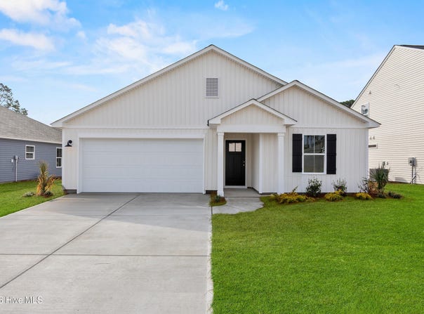 511 Getaway Lane, Shallotte, NC 28470