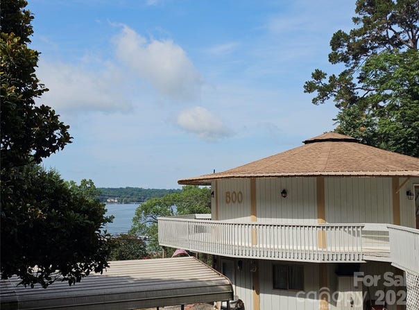 500 Steel Bridge Loop, Hickory, NC 28601