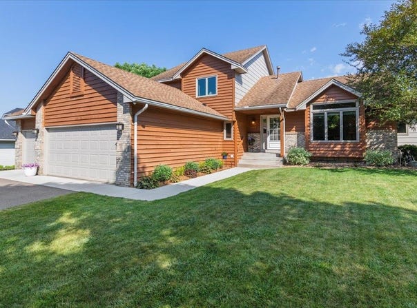 11273 N Eagle Lake Boulevard, Maple Grove, MN 55369