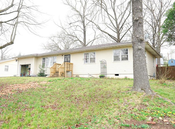 925 Patton Avenue, Cabool, MO 65689