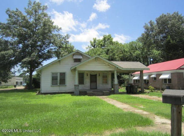 252 E Academy Street, Canton, MS 39046